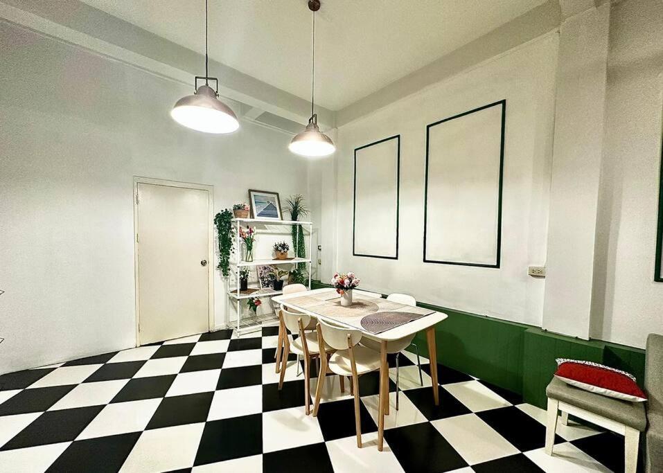 Casa de férias House 8 Pax - 8min To Bts
